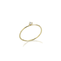 Anello solitario in oro 18 kt  con diamante da 0,03 ct