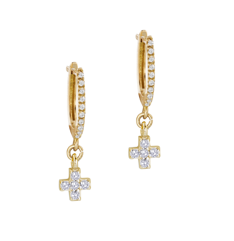 Orecchini ovali  in oro e charms croci con diamanti bianchi ct 0,15